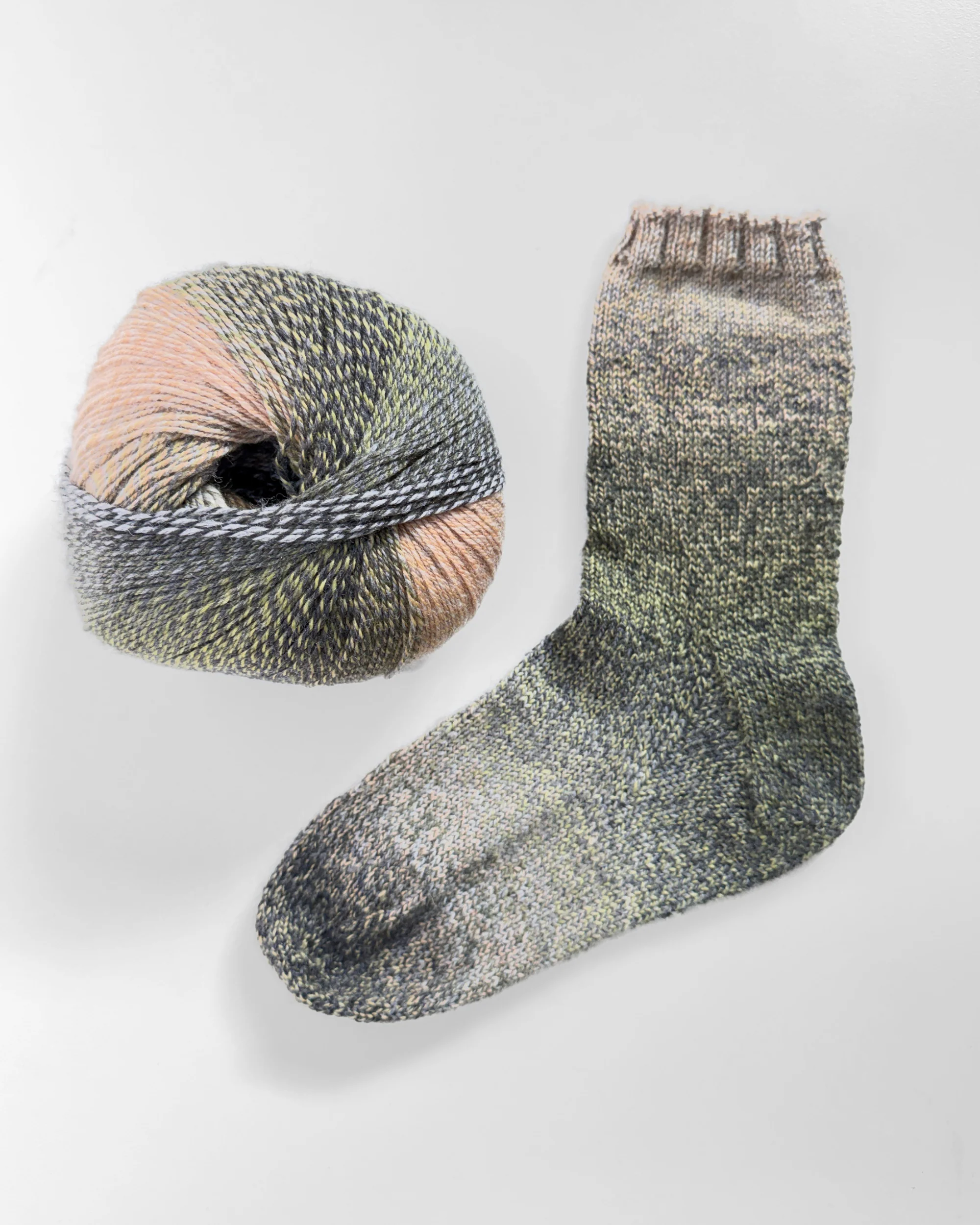 Multicoloured Sock Yarn 4 ply - Image 9