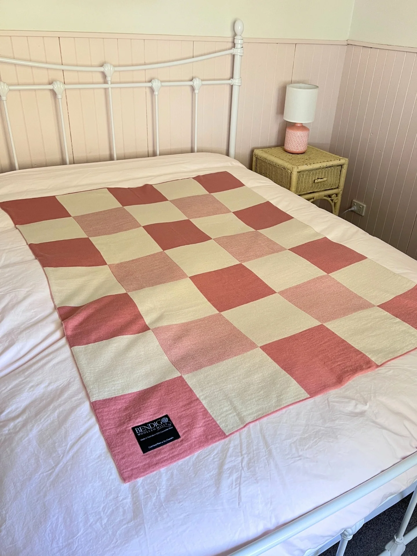 Cosy Knit Blankets - Small - Image 4