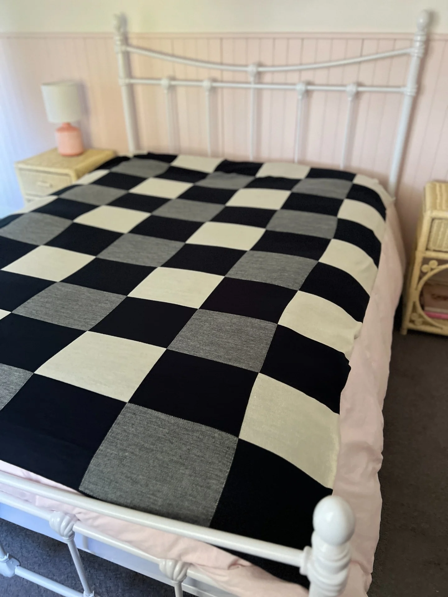 Cosy Knit Blankets - Large - Image 3