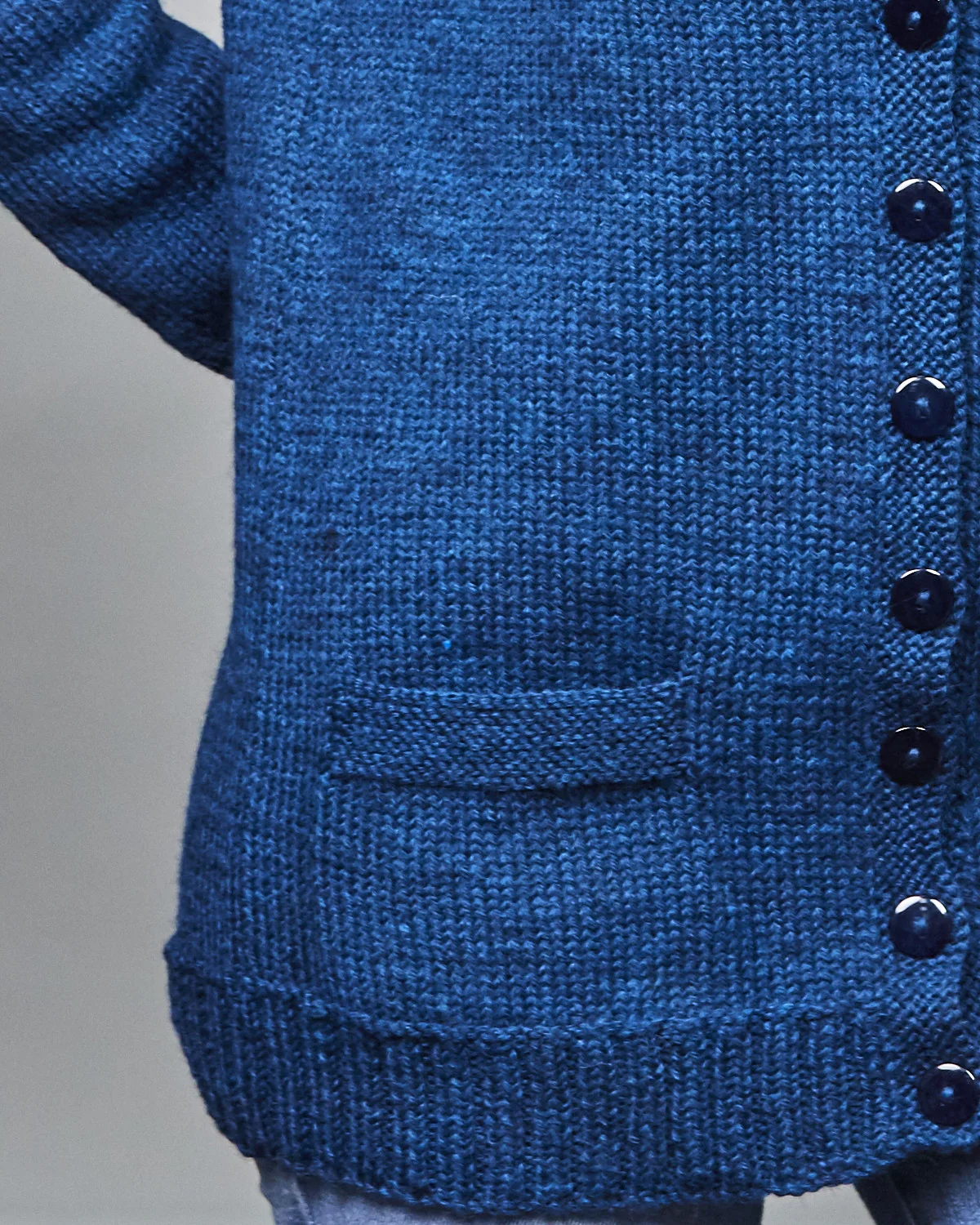 Longline V-Neck Cardigan - Knitting Pattern | PT 8552 - Image 6