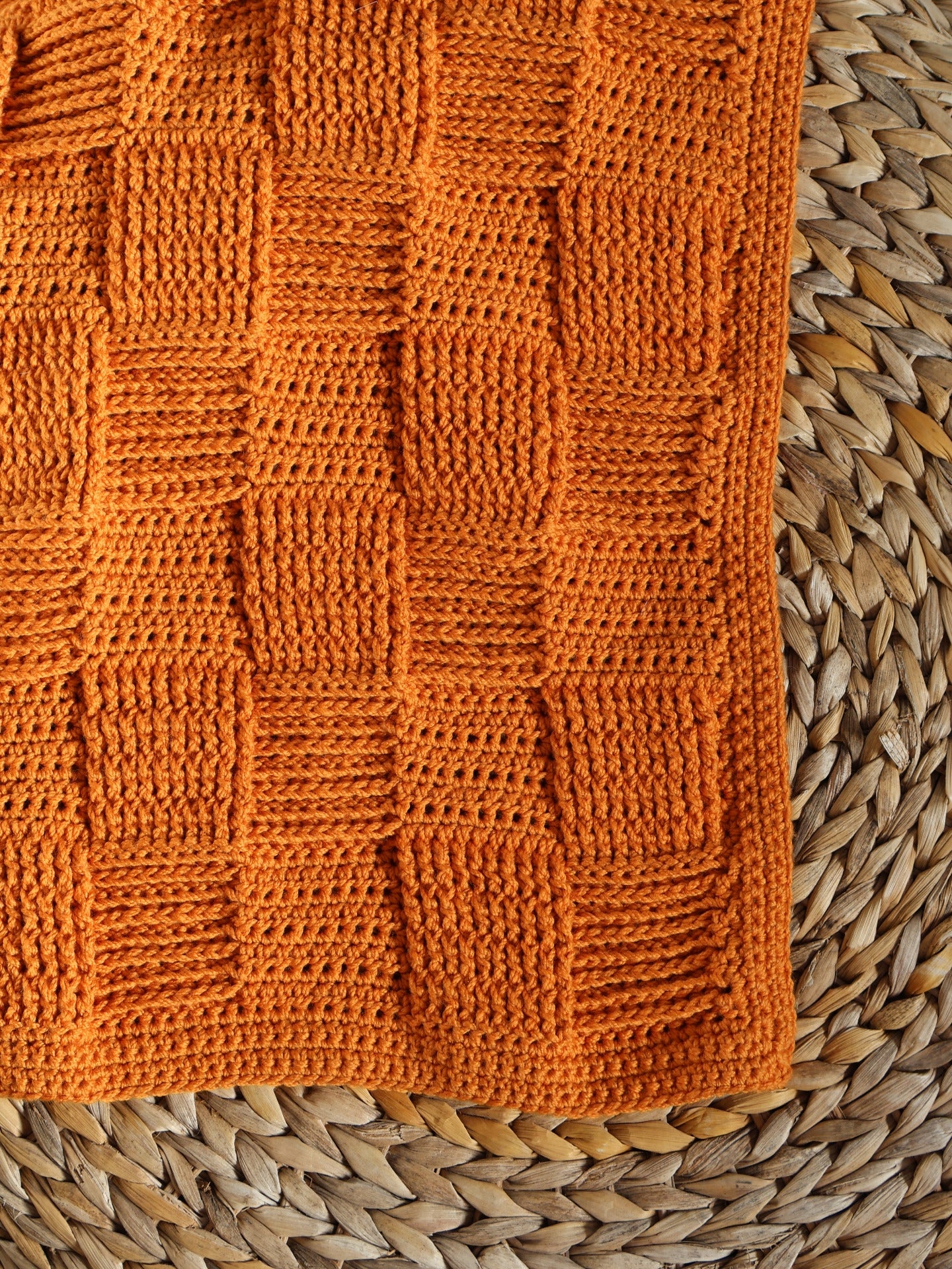 PT 8666 Checkerboard Baby Blanket - Knitting or Crochet Pattern - Image 4