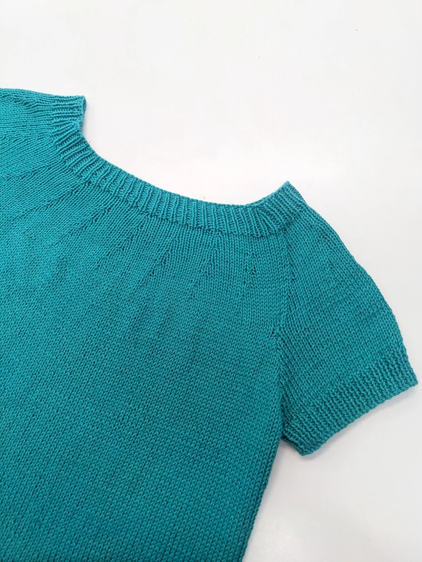 The Caroline Tee - Adult Knitting Pattern | PT 8678 - Image 4