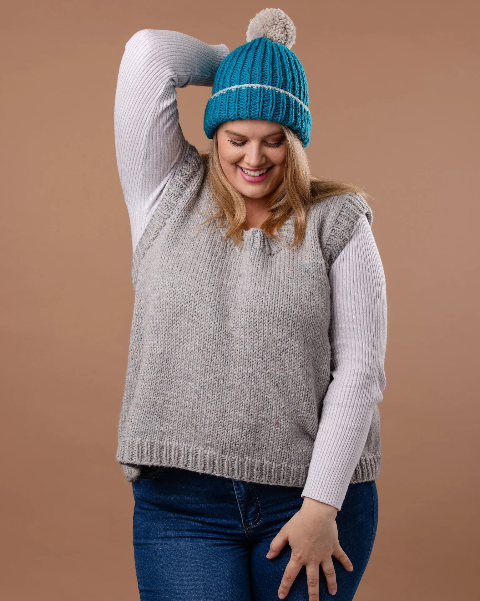 The Emma Vest - Chunky Yarn - Adult Knitting Pattern | PT 8699 - Image 5