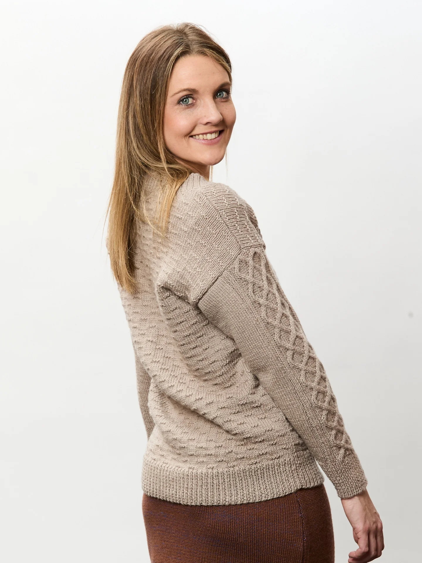 The Helen Jumper - Adults Knitting Pattern | PT 8684 - Image 4