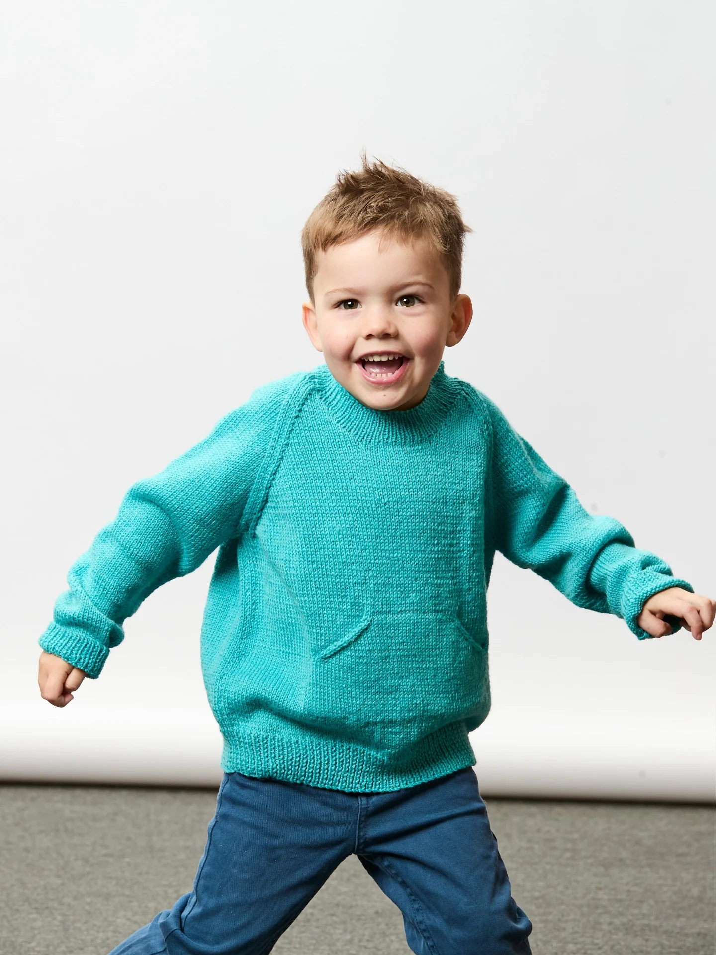 The Macinley Jumper - Kids Knitting Pattern | PT 8686 - Image 5